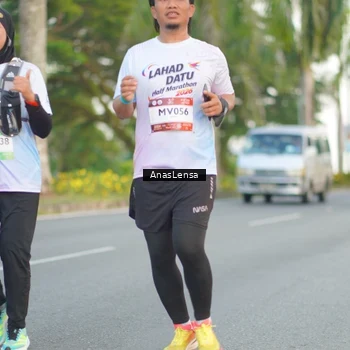 Runner Photo 7745523