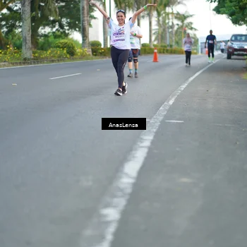 Runner Photo 7745529