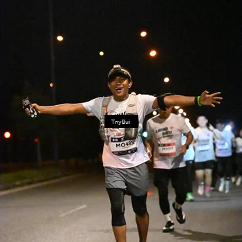Runner Photo 7745546