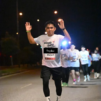 Runner Photo 7745547