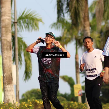 Runner Photo 7745550