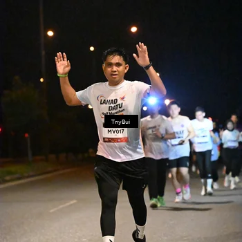Runner Photo 7745557