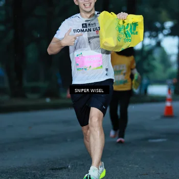 Runner Photo 7745561