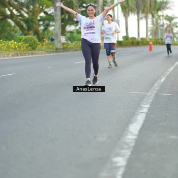 Runner Photo 7745569