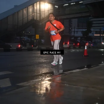 Runner Photo 7745570