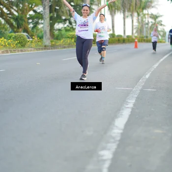 Runner Photo 7745574