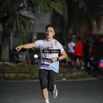 Runner Photo 7745581