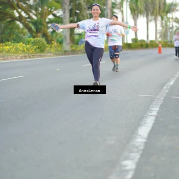 Runner Photo 7745585