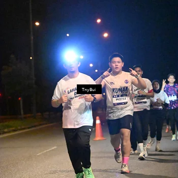 Runner Photo 7745587