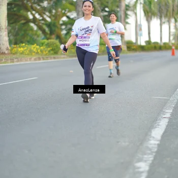 Runner Photo 7745590
