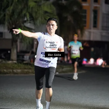 Runner Photo 7745593