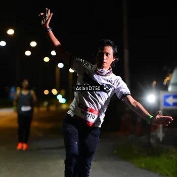 Runner Photo 7745594