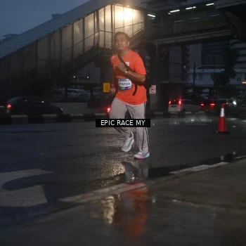 Runner Photo 7745597