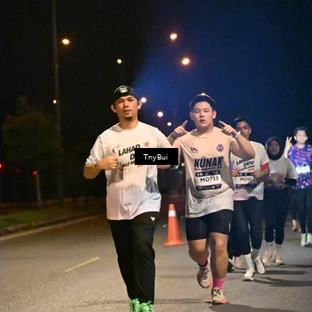 Runner Photo 7745607