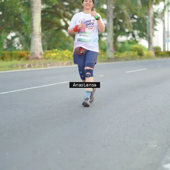 Runner Photo 7745609