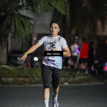 Runner Photo 7745613
