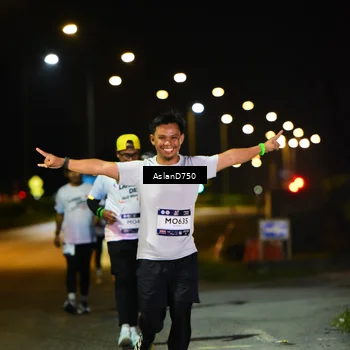 Runner Photo 7745614