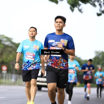 Runner Photo 7745653