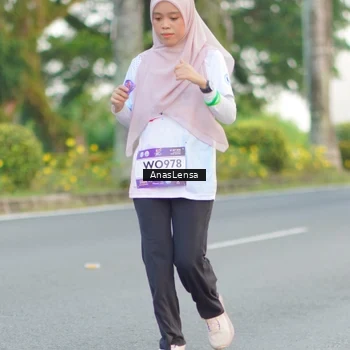 Runner Photo 7745655