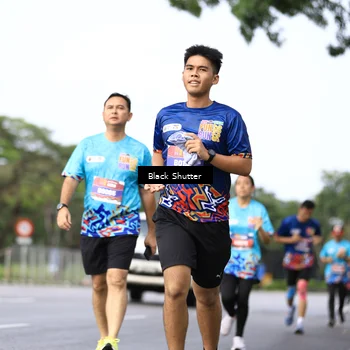 Runner Photo 7745656
