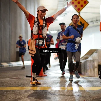 Runner Photo 7745658