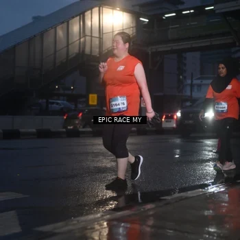 Runner Photo 7745664