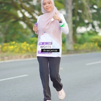 Runner Photo 7745665