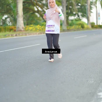 Runner Photo 7745668
