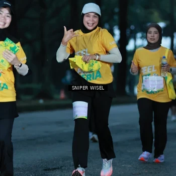 Runner Photo 7745689
