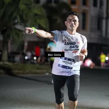 Runner Photo 7745695