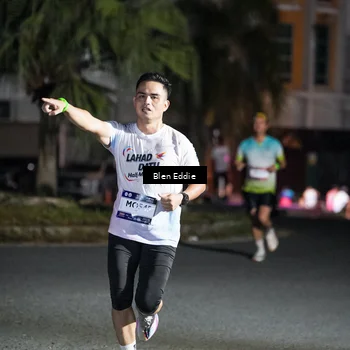 Runner Photo 7745697
