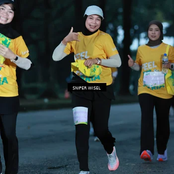 Runner Photo 7745699