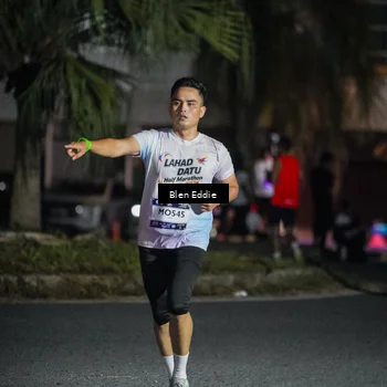 Runner Photo 7745700