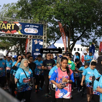 Runner Photo 7745708