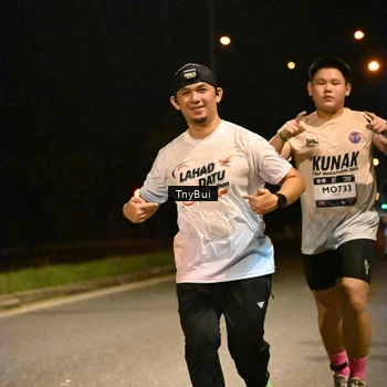 Runner Photo 7745742
