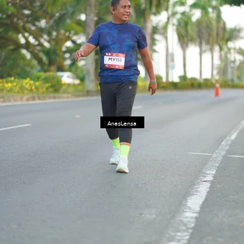Runner Photo 7745745