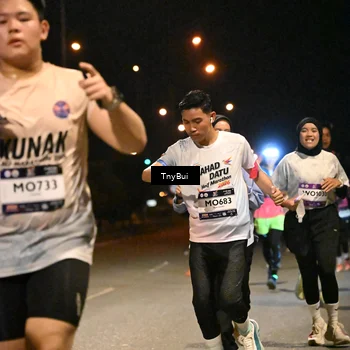 Runner Photo 7745748