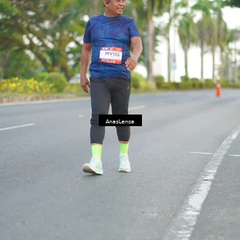 Runner Photo 7745757