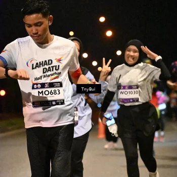 Runner Photo 7745780