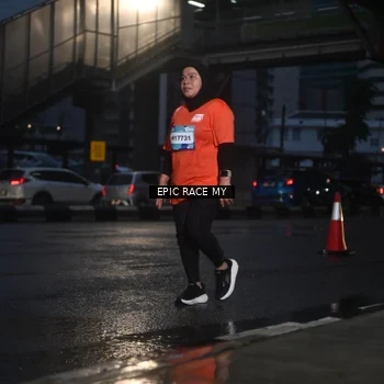 Runner Photo 7745781