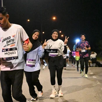 Runner Photo 7745782