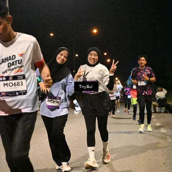 Runner Photo 7745796