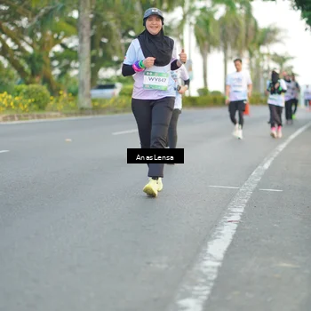 Runner Photo 7745802