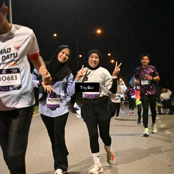 Runner Photo 7745808