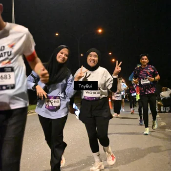 Runner Photo 7745820