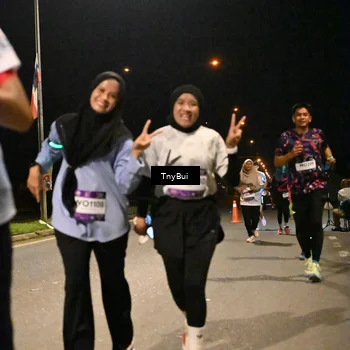 Runner Photo 7745824