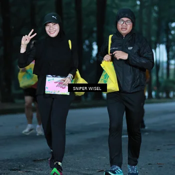 Runner Photo 7745843