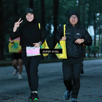 Runner Photo 7745850