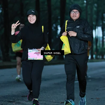 Runner Photo 7745855