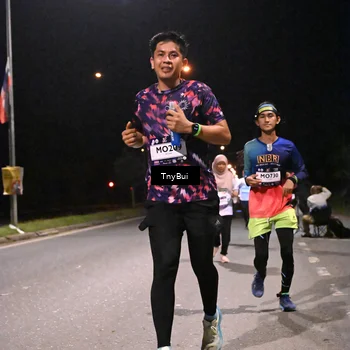 Runner Photo 7745867